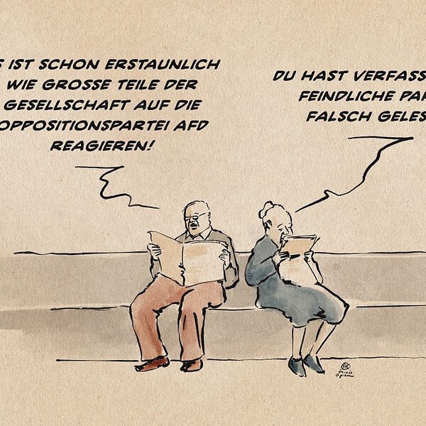 Karikatur zeigt zwei Menschen auf Bank, lesen Zeitung, kritisieren Medien und Politik.