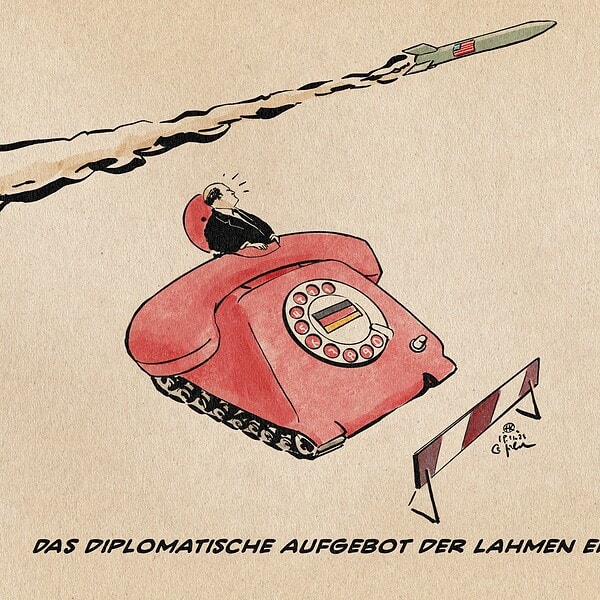 Illustration von Scholz Im Turmluk eines Panzers in Form eines roten Telefons, welches an einer Absperrbake wartet, der erstaunt zu einer hinter ihm aufsteigenden Kriegsrakete mit US Flagge schaut. Textzeile: Das Diplomatische Aufgebot der Lahmen Enten