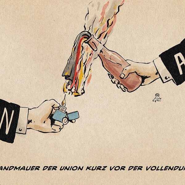 Illustration zweier Menschen, die nur durch ihre ins Bild ragenden Arme und Hände repräsentiert sind, die einen Molotov-Cocktail anzünden. auf dem einem Arm steht Union, auf dem anderen AfD. Das Laken des Molotov-Flaschenbrandsatzes ist bei genauem Hinsehen in Bundesfarben gehalten.