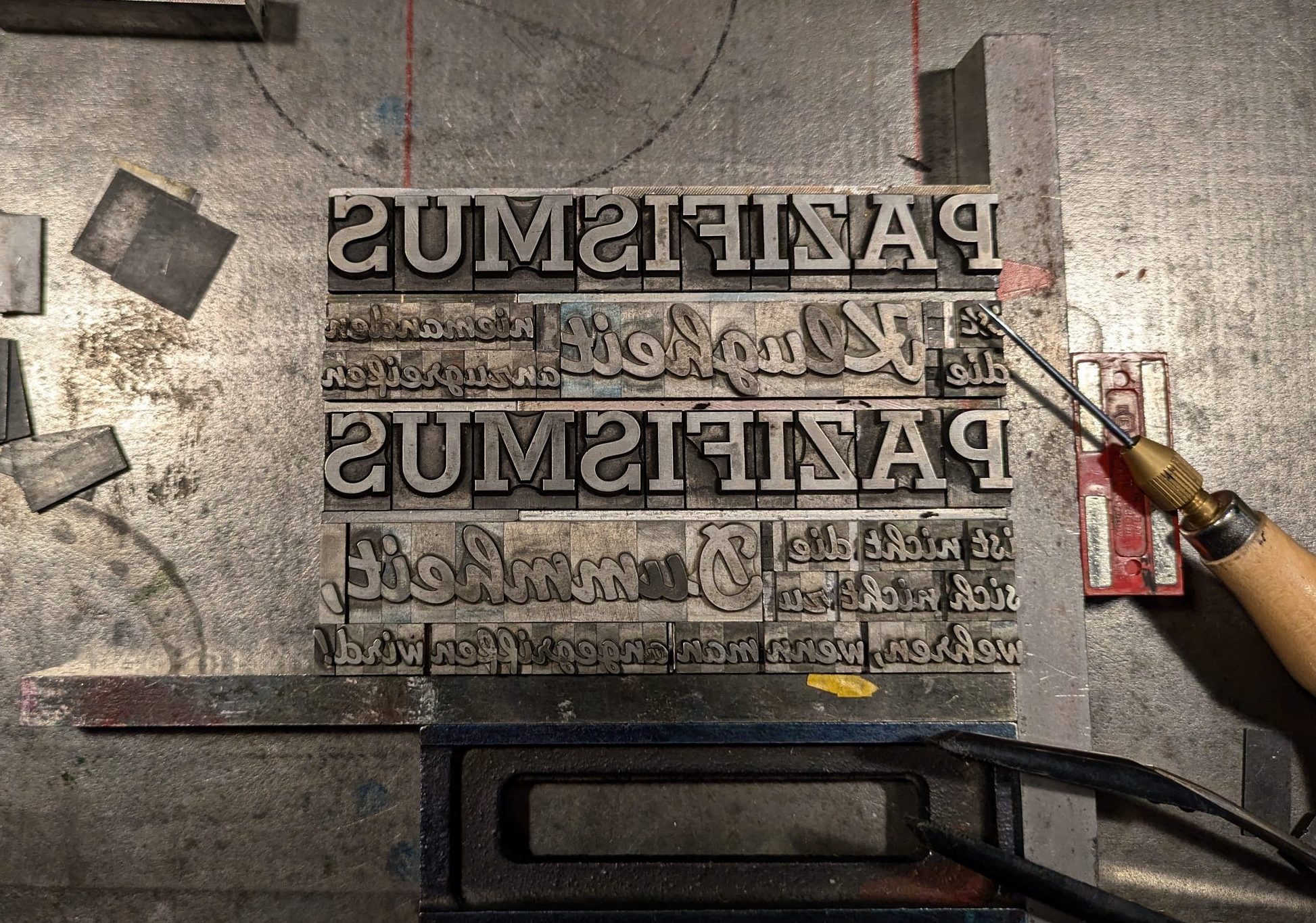Pazifismus mit der Energos